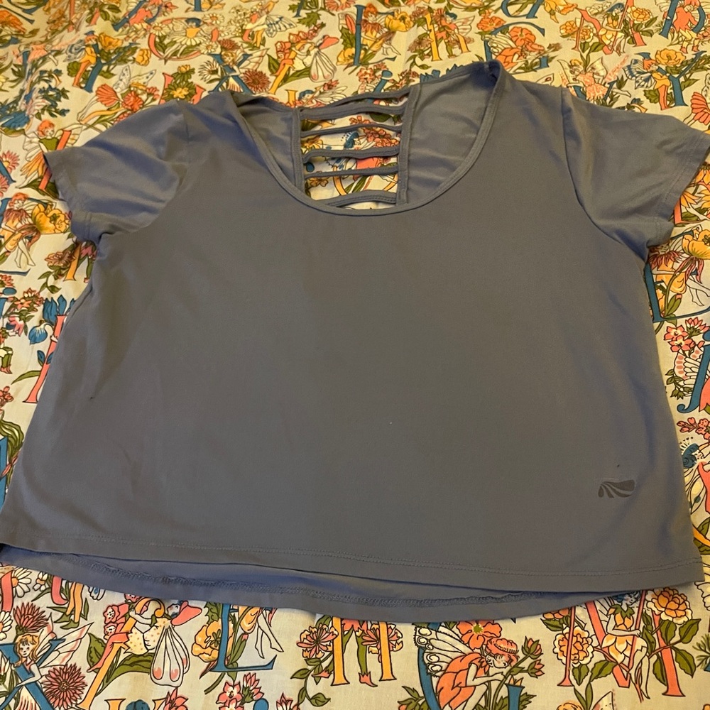 women's athletic top